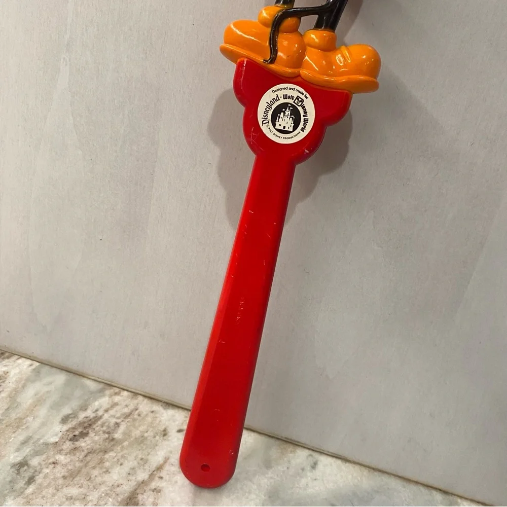 Disney Mickey Mouse Walt Disney World Back Scratcher Park Souvenir